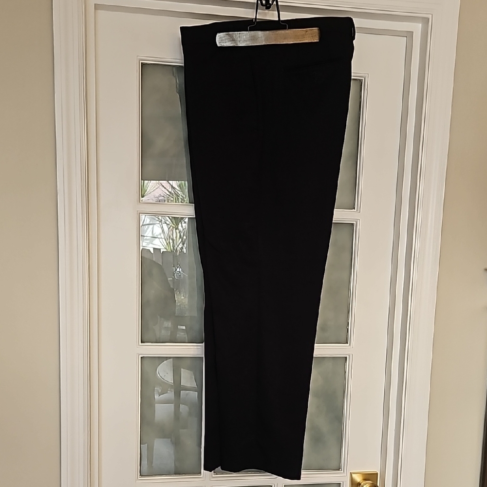 Black Dress Pants with High-Waisted Slim Fit